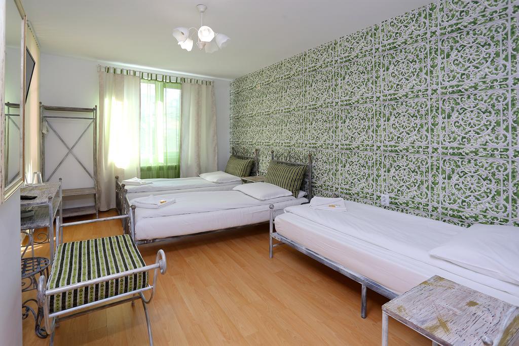 Family Hotel Amor Ruse Bagian luar foto