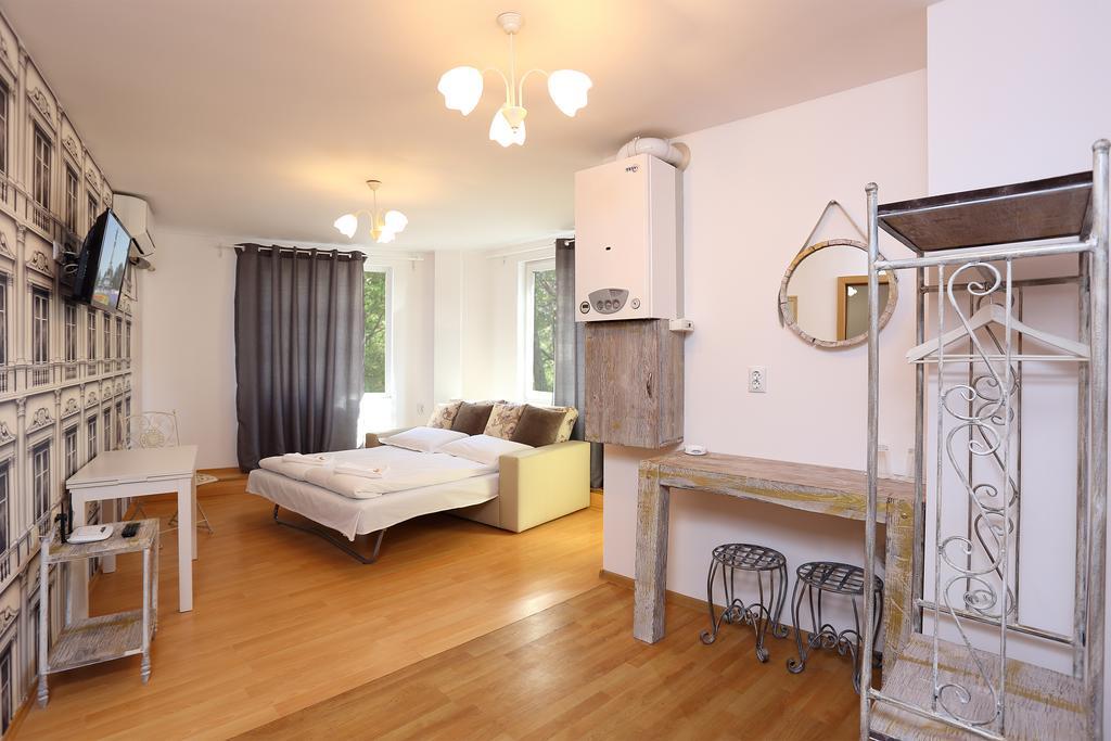 Family Hotel Amor Ruse Bagian luar foto